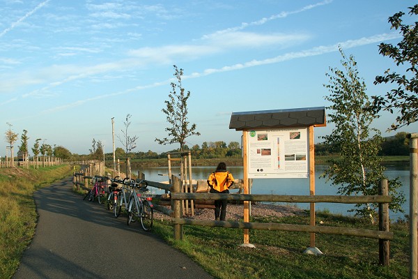  1327_Radweg.jpg